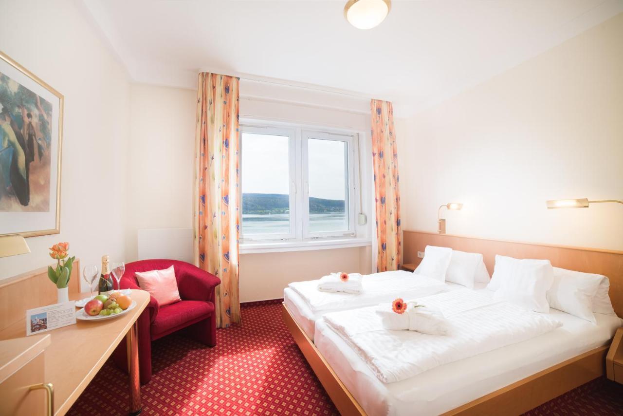 Strandhotel Loechnerhaus Reichenau Εξωτερικό φωτογραφία